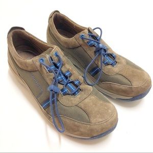 Dansko Women's Helen Taupe Athletic Oxford Sz 41